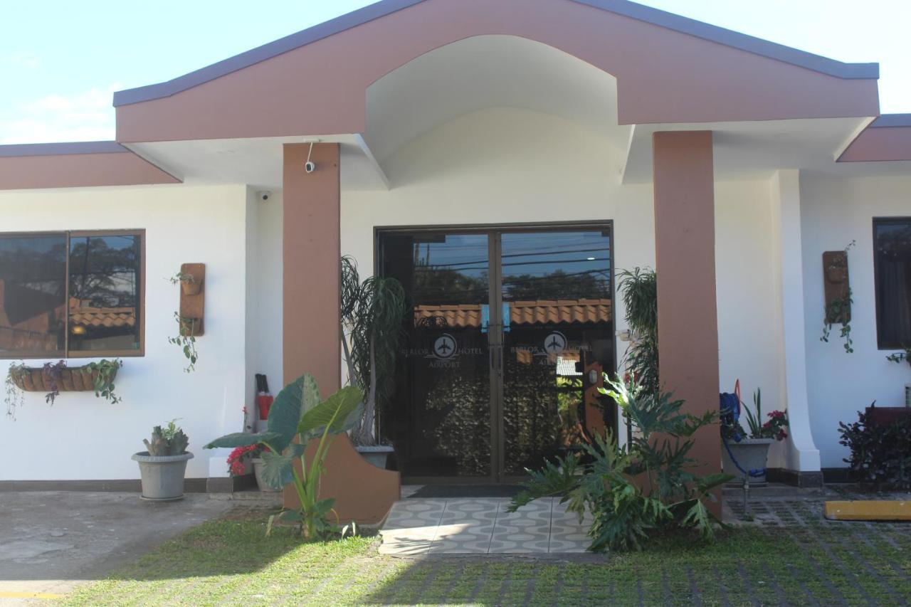 Berlor Airport Inn Río Segundo Kültér fotó