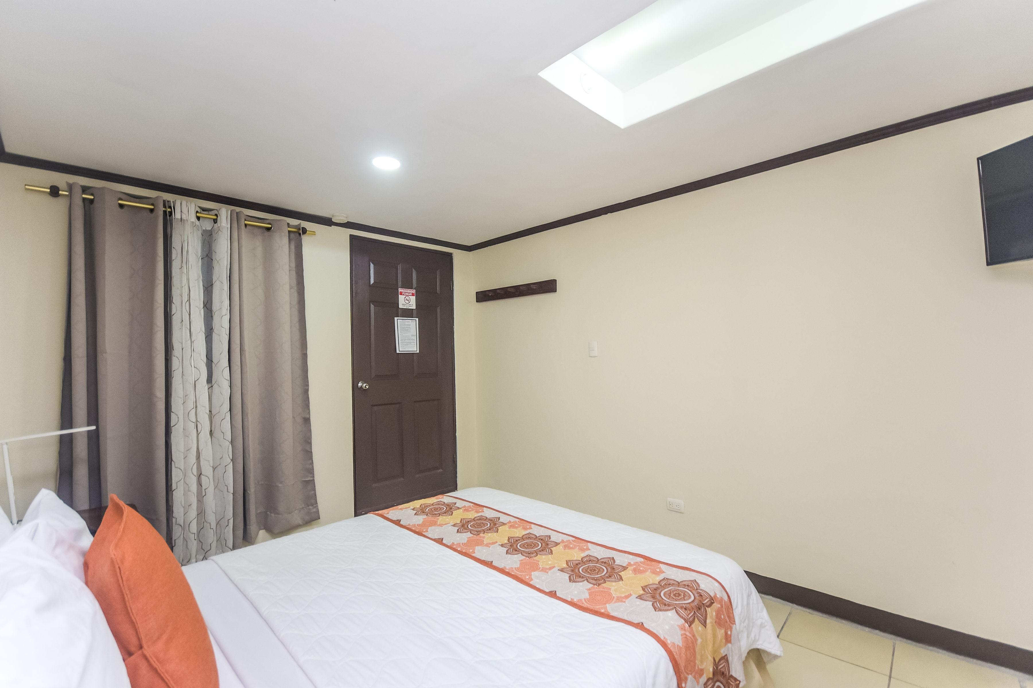 Berlor Airport Inn Río Segundo Kültér fotó